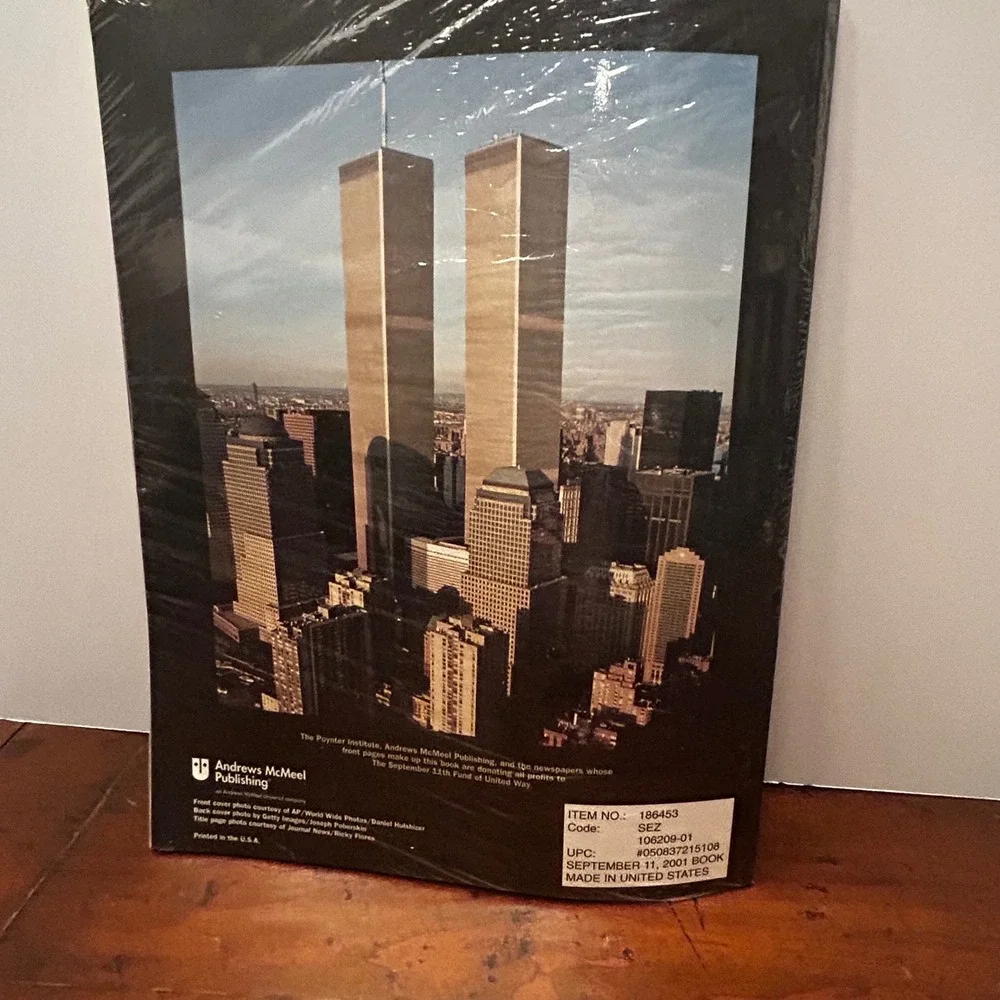 Andrews McMeel September 11 2001 Book Newspaper Front Pages New Sealed 9/11